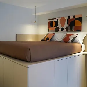 https://la-perla-di-bari.barihotels.org